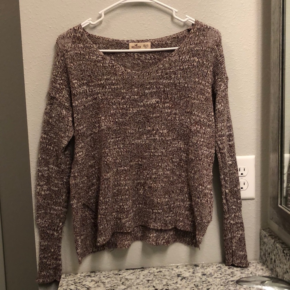 Relaxed Knit Hollister Sweater (Size XS/S)